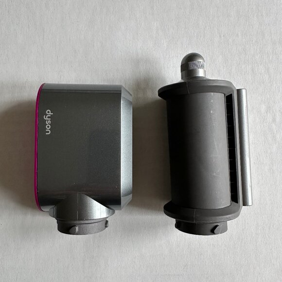 Dyson First-generation Dyson Airwrap™ styler Nickel/Fuchsia +7 Attachments - Picture 8 of 8